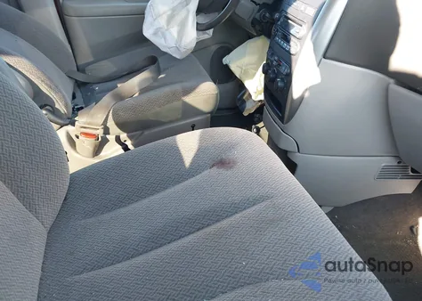 2007 Chrysler Town & Country Touring from USA, damaged, VIN 2A4GP54L37R284214